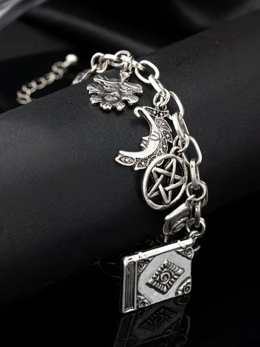 N/A stylish silver